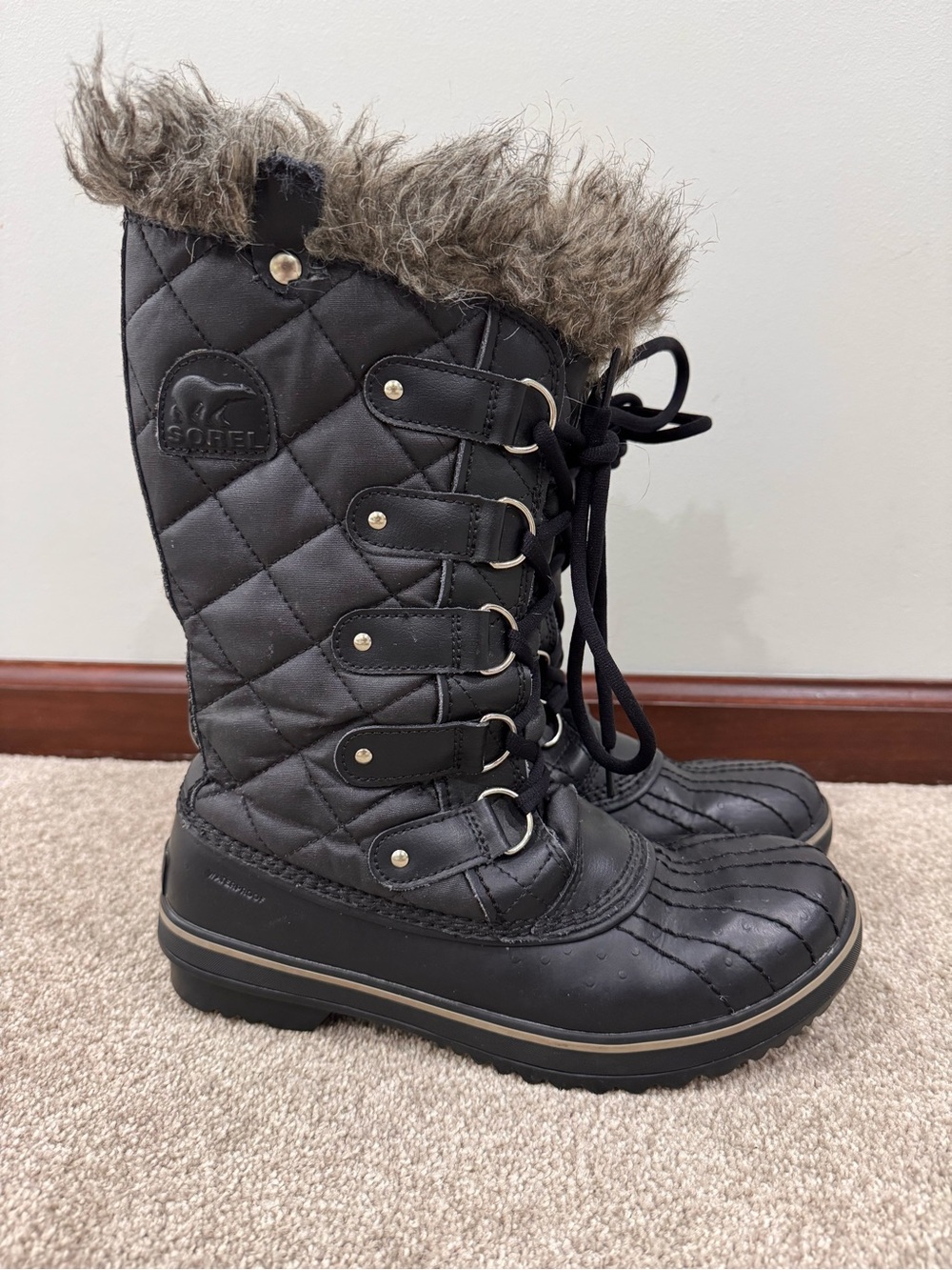 Sorel Tofino II Waterproof Insulated Lace Faux Fur Winter Boots Women Size 8.5
